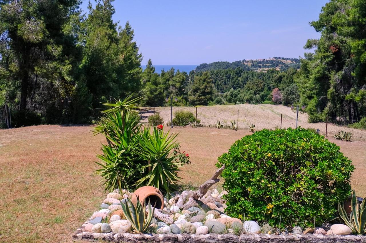 Residence On The Hill Near The Sea Siviri Exterior foto